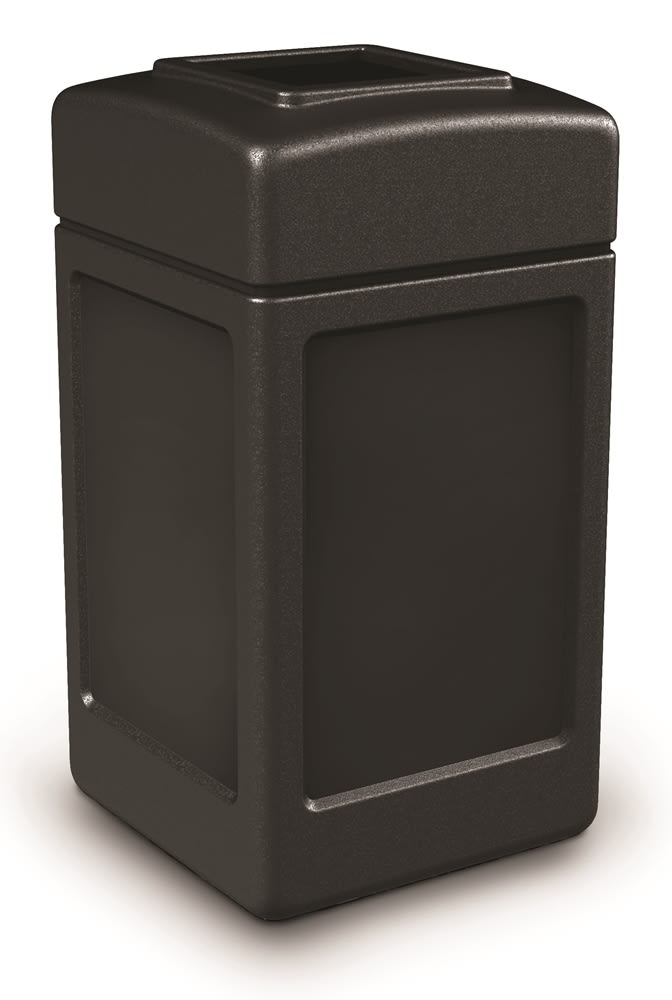 GuestSupply US | Commercial Zone PolyTec 42 Gallon Trash Can, Black